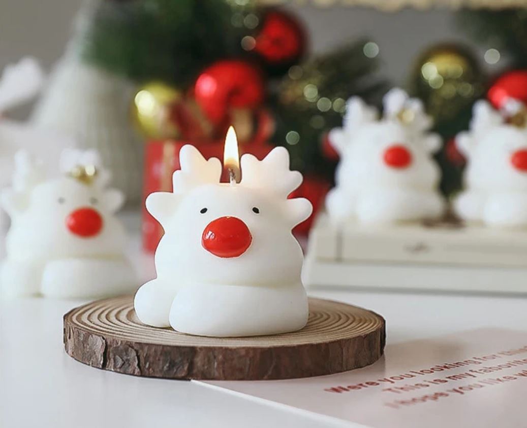 Christmas Reindeer Candles.