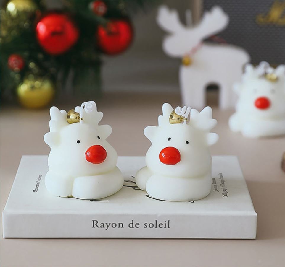 Christmas Reindeer Candles.